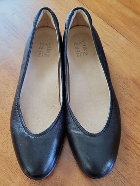 11M Like New! EUR Size 42. Leather UPPER `VIVIENNE` STYLE. NATURALIZERS